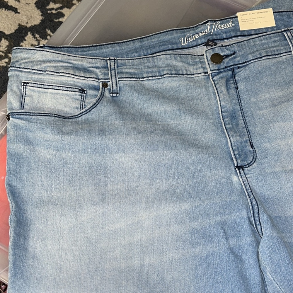 NWT Universal Thread embroidered jeans - Picture 7 of 13